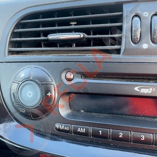 FIAT 500 LOUNGE MK2 312 3P 2008-2012 STEREO RADIO CD PLAYER
