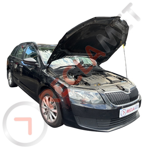 SKODA Octavia 5E Estate INNER WING ARCH LINER FRONT RIGHT SIDE