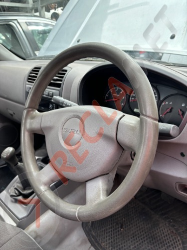 ISUZU Rodeo Steering Wheel Leather