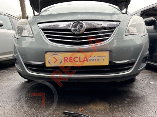 VAUXHALL MERIVA B 2010-2014 MK2 Complete Front Bumper in Silver Z179
